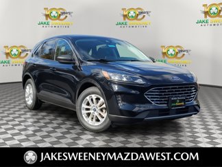Used 2022 Ford Escape SE image 1