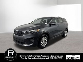 Used 2019 Kia Sorento LX image 1