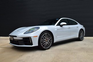 Used 2024 Porsche Panamera 4 image 1