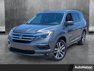Used 2016 Honda Pilot Touring image 1