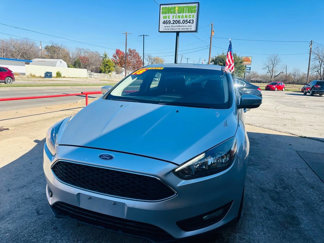 Used 2018 Ford Focus SEL image 1