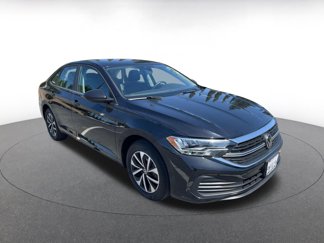 Used 2024 Volkswagen Jetta S image 1