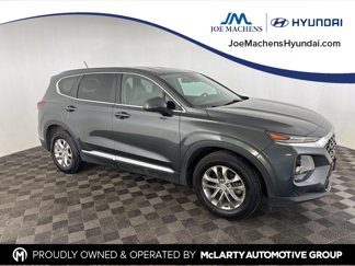 Used 2019 Hyundai Santa Fe SE image 1