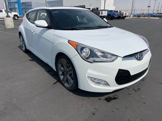 Used 2017 Hyundai Veloster Value Edition image 1