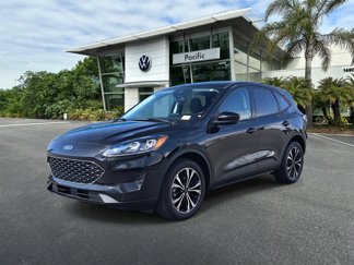 Used 2022 Ford Escape SE w/ SE Sport Appearance Package image 1