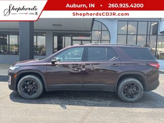 Used 2023 Chevrolet Traverse LT image 1