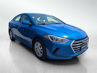 Used 2017 Hyundai Elantra SE image 1