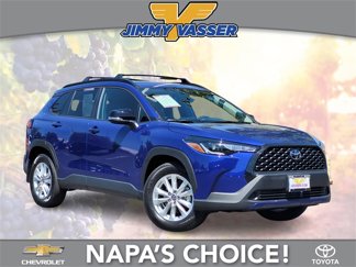 Certified 2025 Toyota Corolla Cross LE image 1