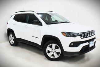 Used 2022 Jeep Compass Latitude w/ Sun and Sound Group image 1