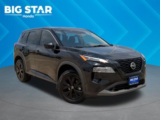 Used 2021 Nissan Rogue SV image 1