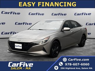 Used 2022 Hyundai Elantra SEL w/ Convenience Package image 1