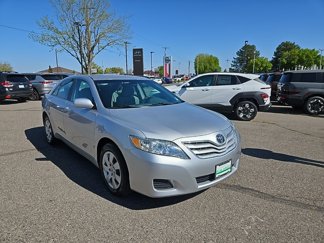 Used 2011 Toyota Camry LE image 1