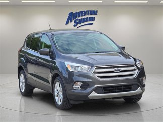 Used 2019 Ford Escape SE image 1