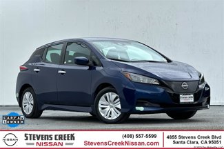 Used 2023 Nissan Leaf S image 1