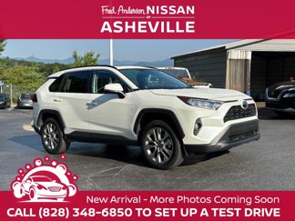 Used 2021 Toyota RAV4 XLE Premium image 1