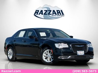 Used 2023 Chrysler 300 Touring image 1
