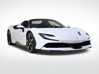 Used 2024 Ferrari SF90 Spider image 1