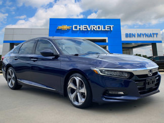 Used 2018 Honda Accord Touring image 1