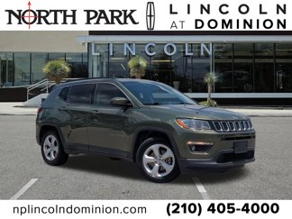 Used 2019 Jeep Compass Latitude image 1