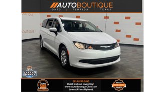 Used 2023 Chrysler Voyager LX image 1