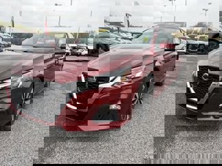 Used 2021 Nissan Altima 2.5 SV image 1