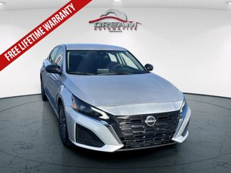 Certified 2024 Nissan Altima 2.5 SV image 1