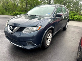 Used 2015 Nissan Rogue S image 1