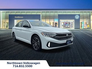 Used 2022 Volkswagen Jetta Sport image 1