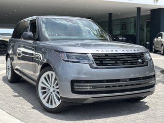 Used 2025 Land Rover Range Rover Long Wheelbase SE image 1