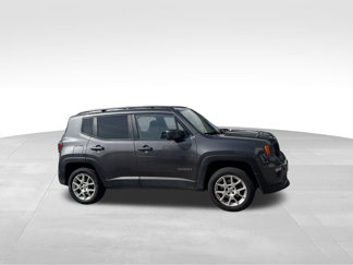 Used 2019 Jeep Renegade Latitude w/ Cold Weather Group image 1