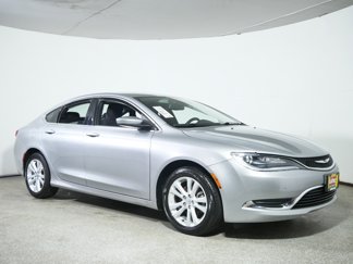 Used 2015 Chrysler 200 Limited w/ Convenience Group image 1