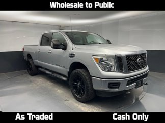 Used 2017 Nissan Titan SV image 1