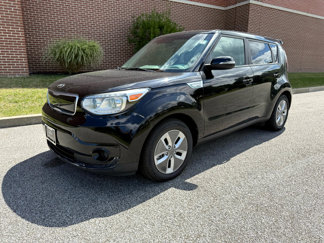 Used 2017 Kia Soul EV image 1