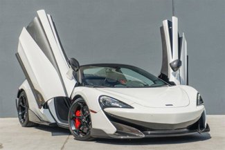 Used 2020 McLaren 600LT Spider image 1