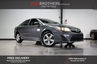 Used 2012 Toyota Camry LE image 1