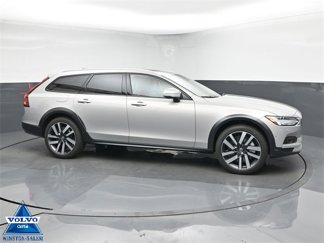 New 2026 Volvo V90 B6 Cross Country Ultra w/ Protection Package Premier image 1