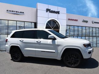 Used 2022 Jeep Grand Cherokee Laredo X image 1
