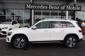 New 2025 Mercedes-Benz GLB 250 image 1