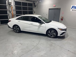 New 2025 Hyundai Elantra Sport image 1