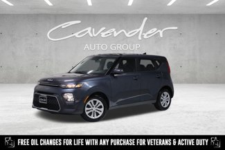 Used 2022 Kia Soul LX image 1