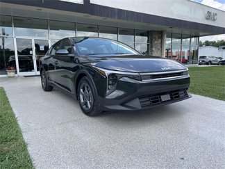 New 2025 Kia K4 LXS image 1