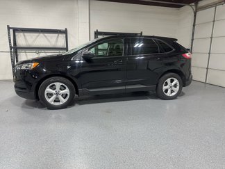 Used 2021 Ford Edge SE image 1