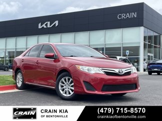 Used 2012 Toyota Camry LE image 1