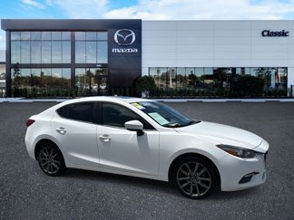 Used 2018 MAZDA MAZDA3 Touring image 1