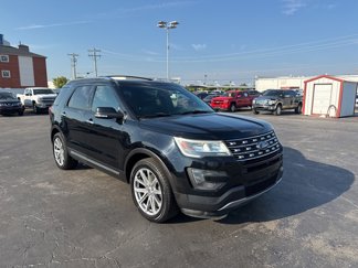 Used 2016 Ford Explorer Limited image 1