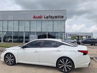 Used 2021 Nissan Altima 2.5 SR w/ SR Premium Package image 1