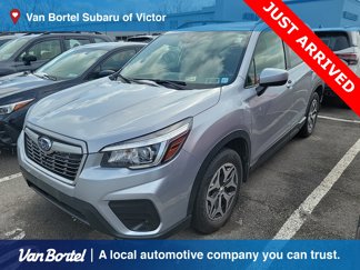 Used 2020 Subaru Forester Premium image 1