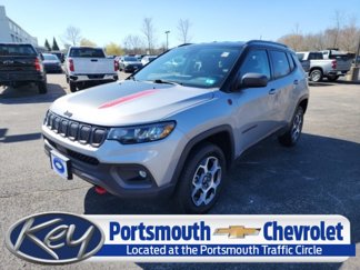 Used 2022 Jeep Compass Trailhawk image 1