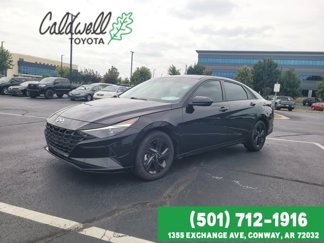 Used 2021 Hyundai Elantra SEL image 1
