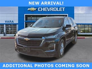 Used 2022 Chevrolet Traverse LS image 1